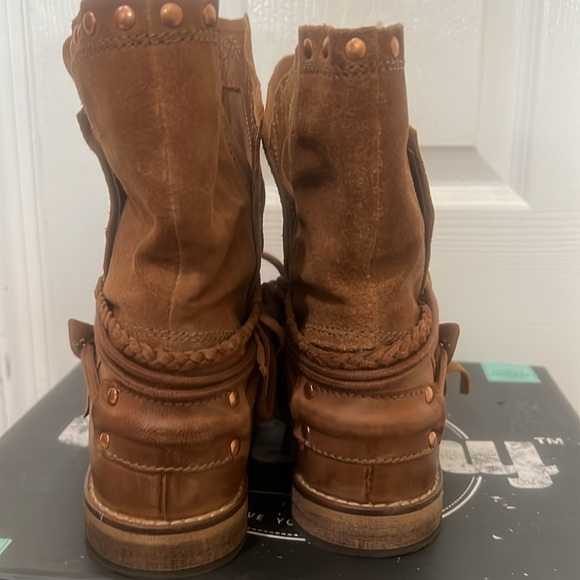 Musse-Cloud-Womens-Anaeh-Bootie. Brown suede leather size 9 - Picture 6 of 7